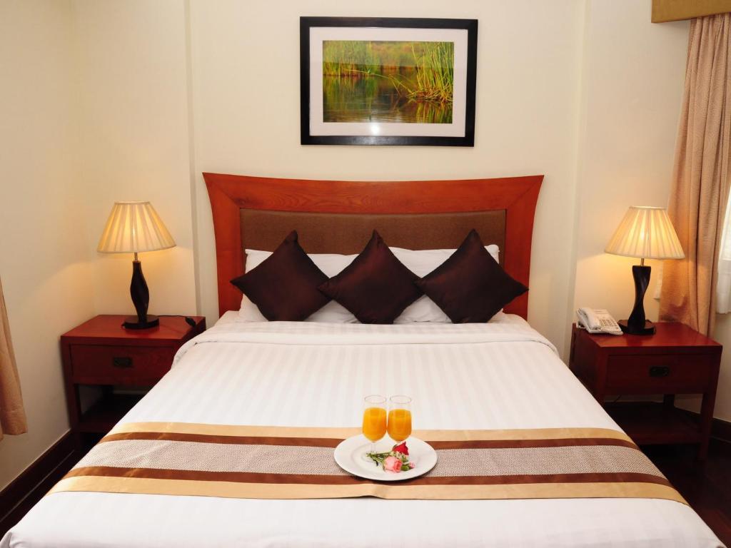 Riverside Serviced Apartments Хошимин Стая снимка